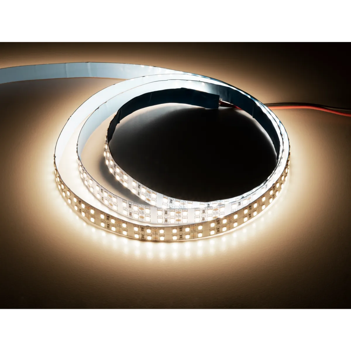 LED-Stripe McShine, 3000lm/m, 240LEDs/m, 18W/m, 4000K, IP20, 5m Rolle