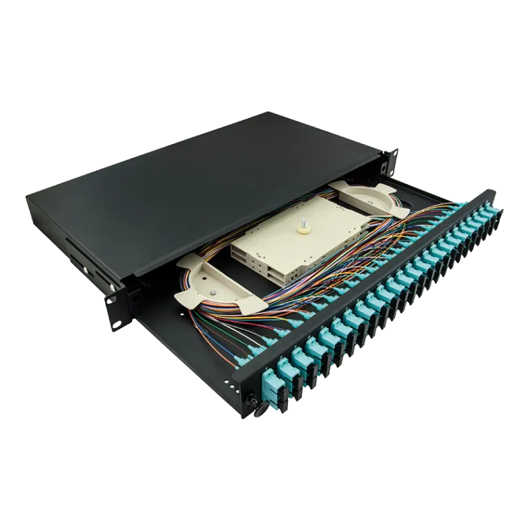 Komplett bestückte Spleißbox SC-DX 24 Port, Multimode OM3, 1HE, Schwarz