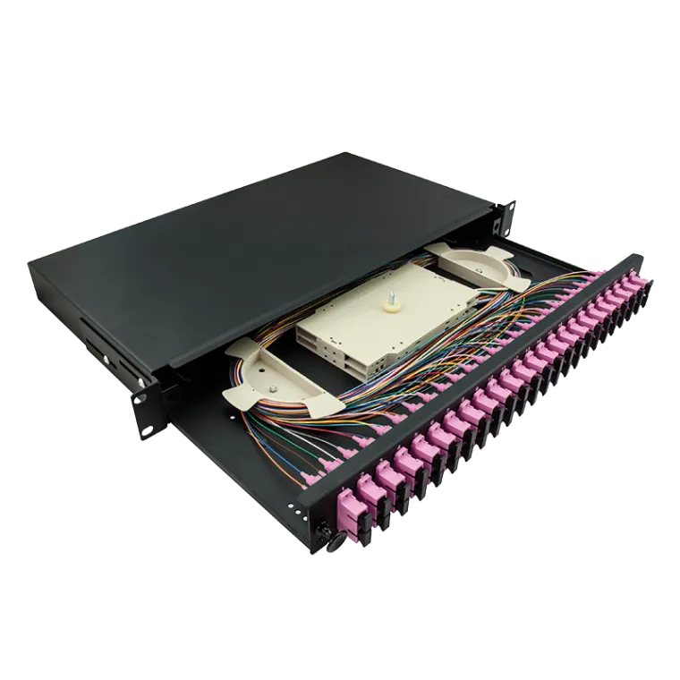Komplett bestückte Spleißbox SC-DX 24 Port, Multimode OM4, 1HE, Schwarz