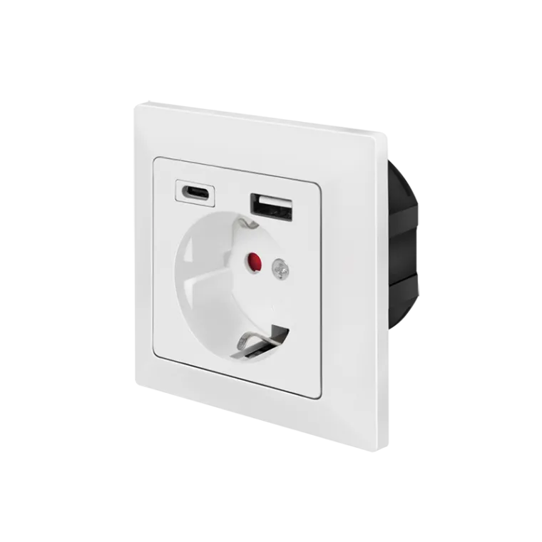 Unterputz-Steckdose, 1x CEE 7/3, 1x USB-A, 1x USB-C, 14 W, Einbautiefe: 30 mm, Weiß